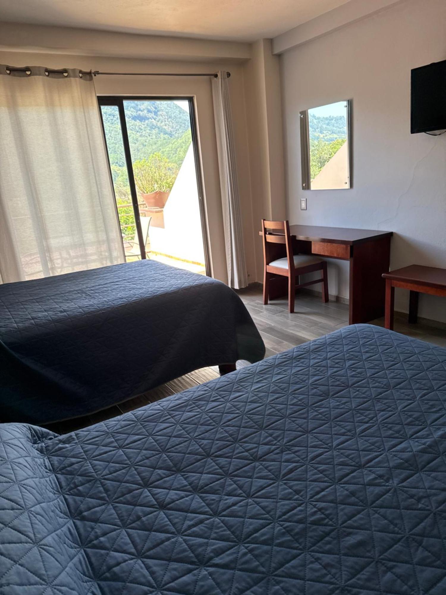 Hotel Suites Don Miguel Tlatlauquitepec エクステリア 写真
